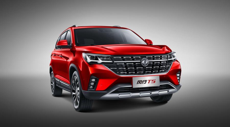 Dongfeng Forthing T5 2018 года  (фото 6 из 9)